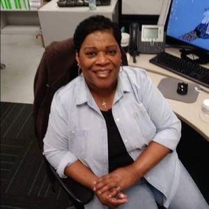 Meet your Posher, Evonne